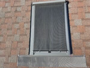 Tetőtéri ablakok, bevilágítók beépítése